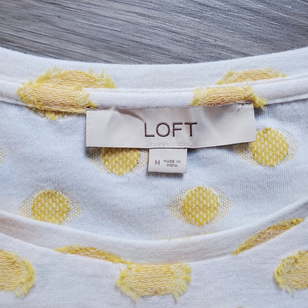 Women's LOFT clip dot peplum blouse. Medium. Like new.‎ Polka dots yellow white - Picture 3 of 8